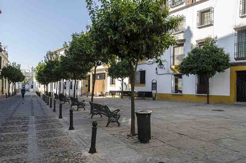 Córdoba 237 - calle.jpg